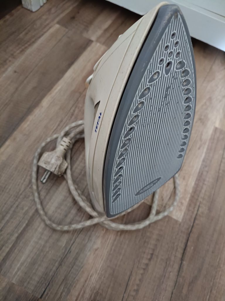 Żelazko parowe Tefal