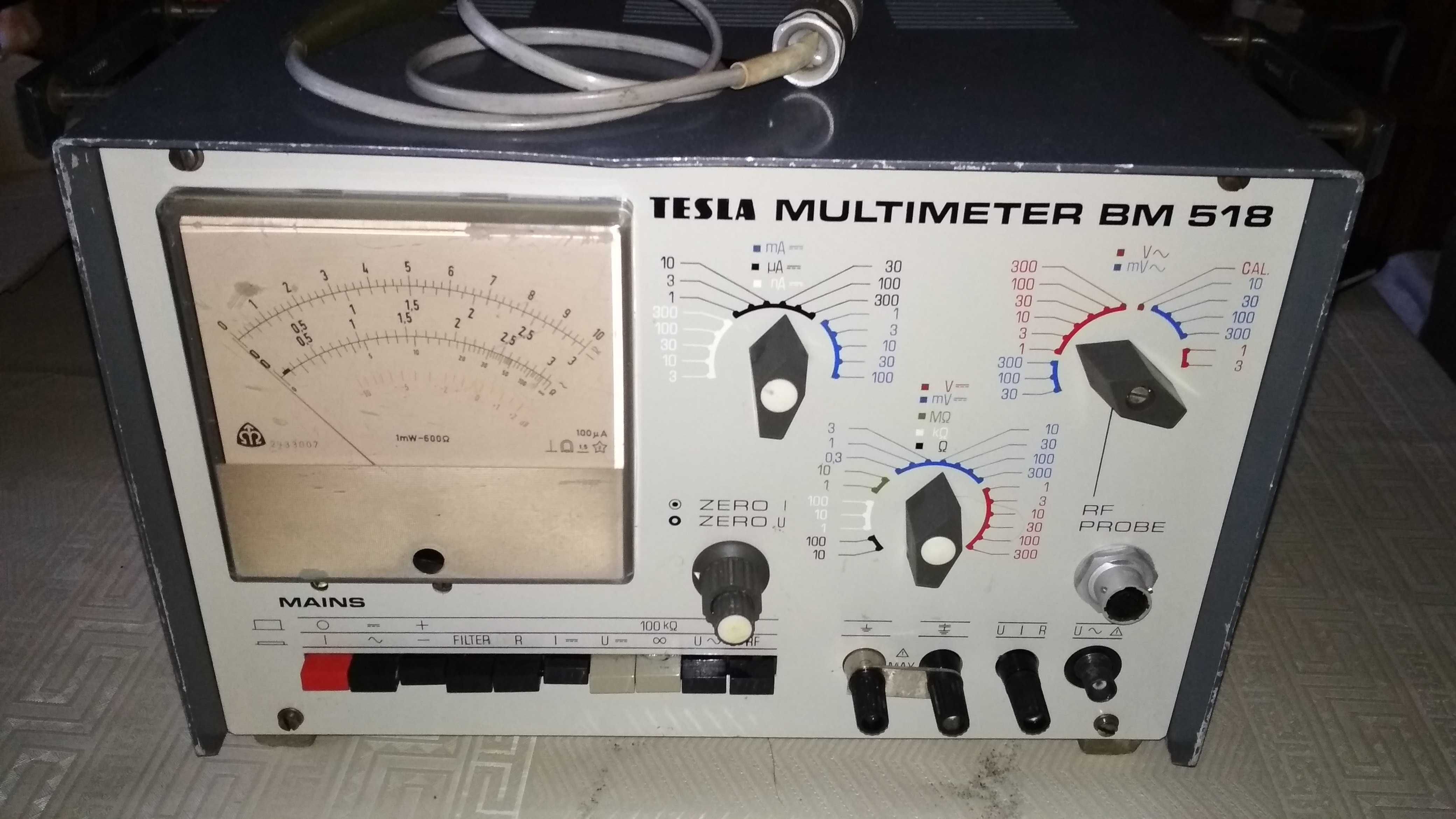 TESLA BM529 прибор измеритель транзисторов СССР