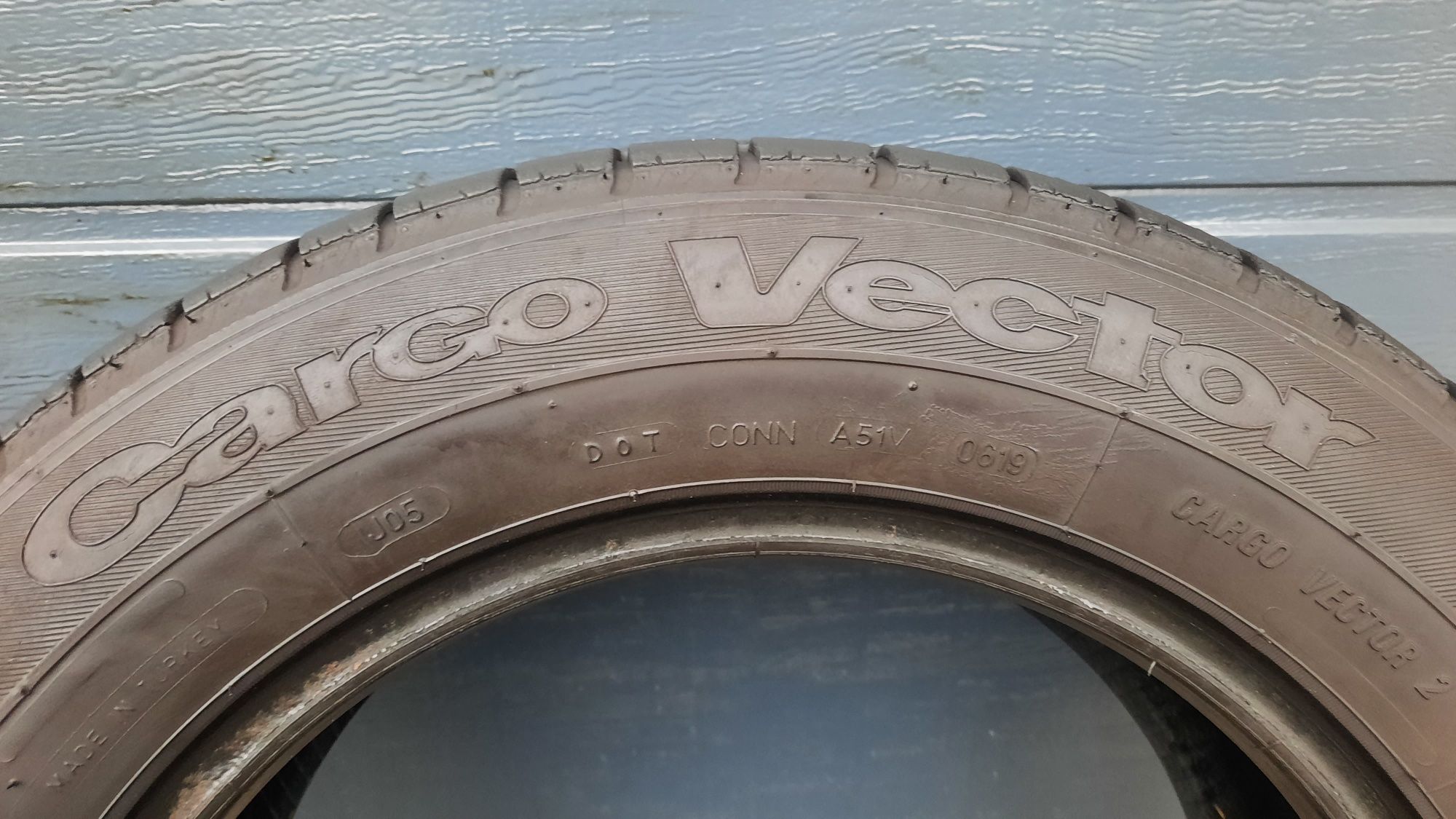 Goodyear 205/65 R16 C Cargo Vector 5.8 mm