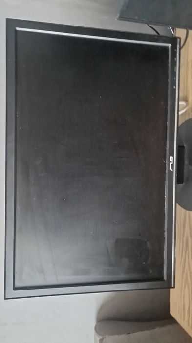 Monitor asus regulowany