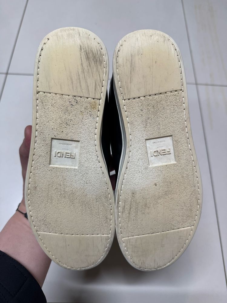 Оригінальні сліпони FENDI.
