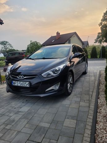 Hyundai i40 1.7 CRDI 2015 Rok Navi Czujniki parkowania