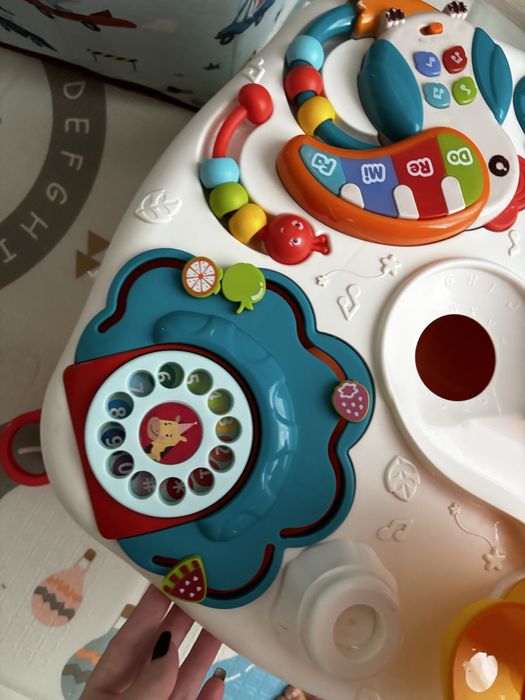 Ігровий  столик музичний