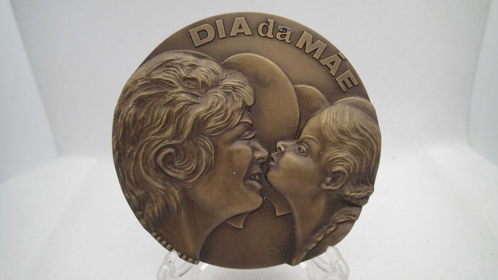 Medalha de Bronze do dia da Mãe 1975