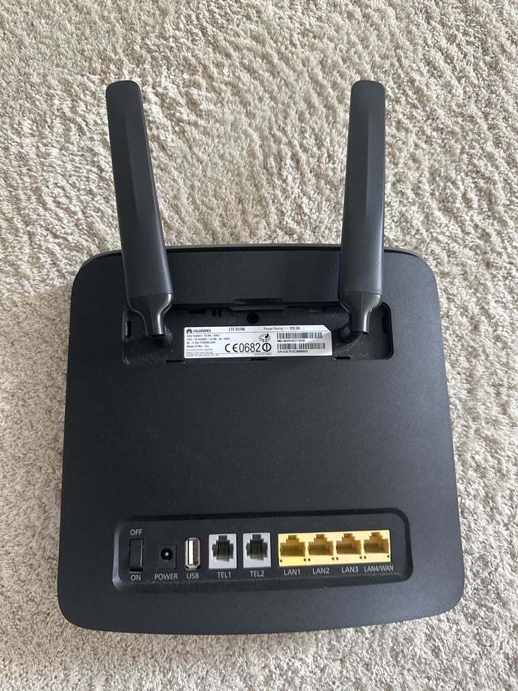 Modem z routerem GSM Huawei LTE E5186 s - 22a