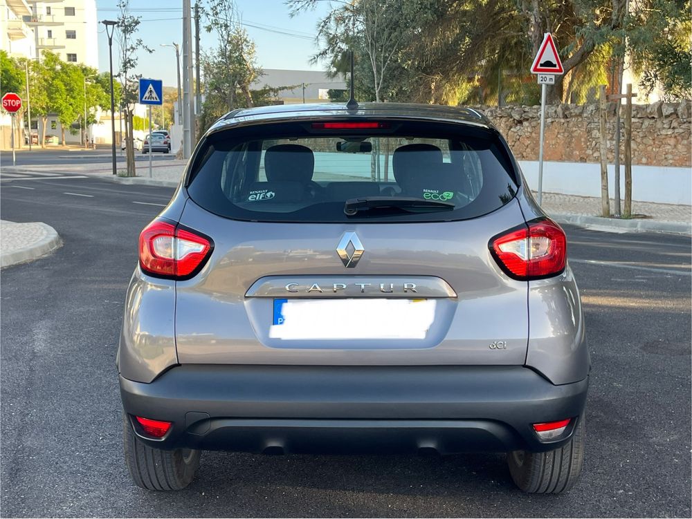 Renault captur como novo