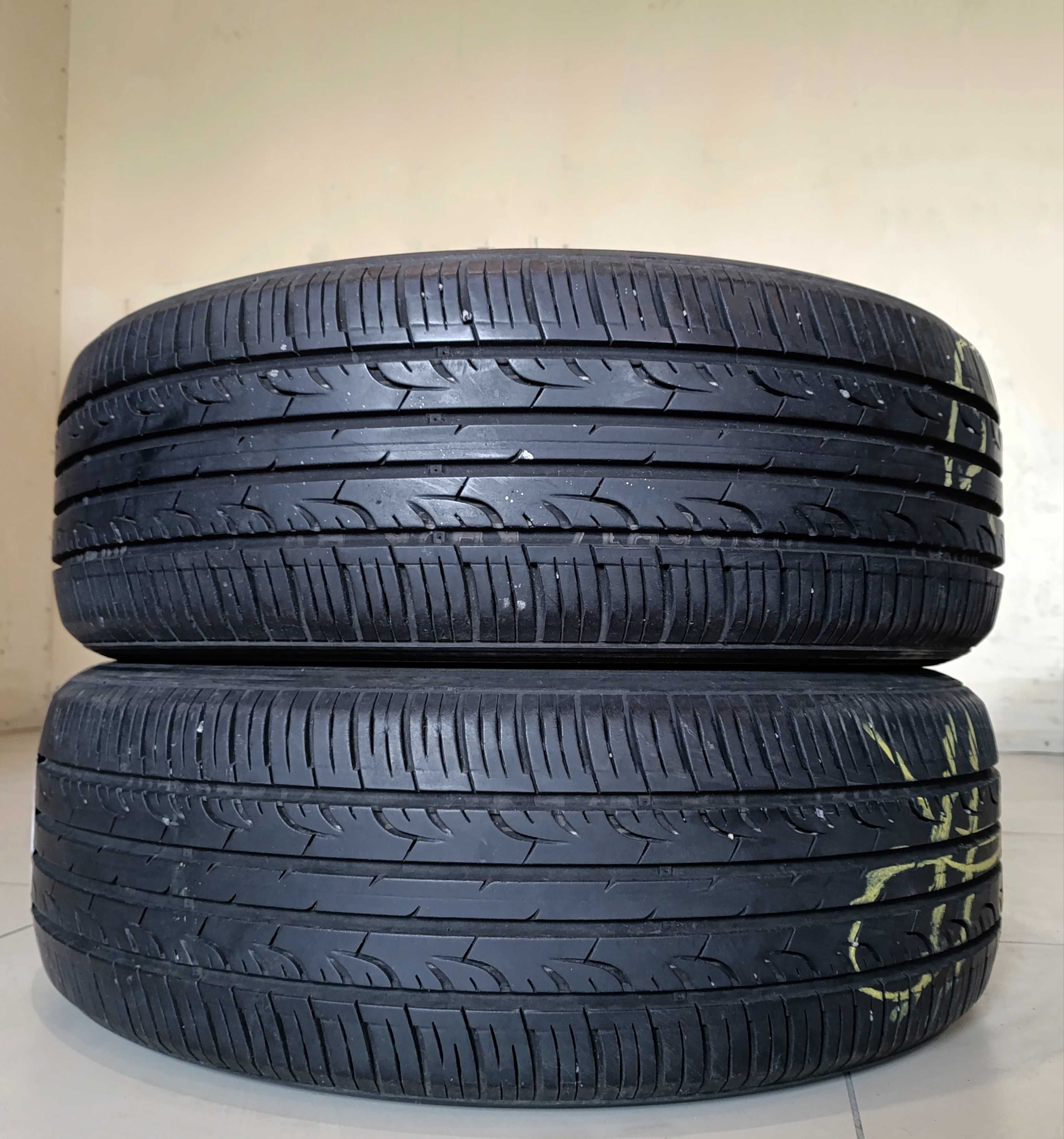Пара шин 205/55R17 91V Kumho Solus KH25