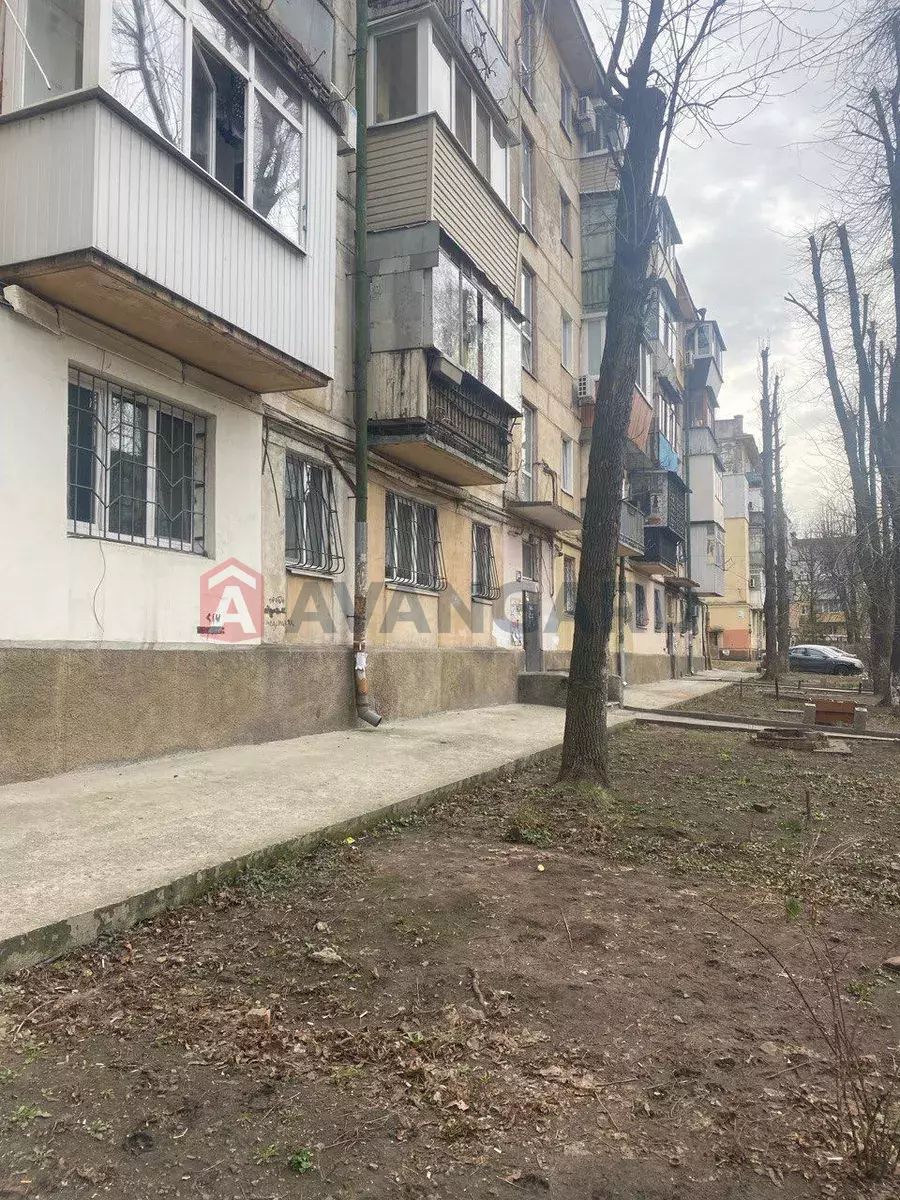 Продається 1-кімнатна студія на Олександра Поля