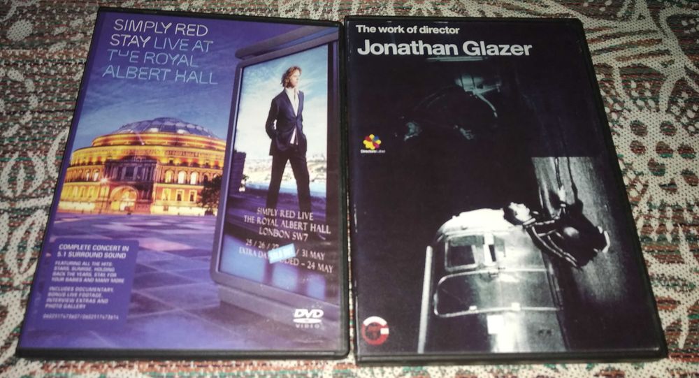 Музыкальные DVD диски 2 цена за комплект