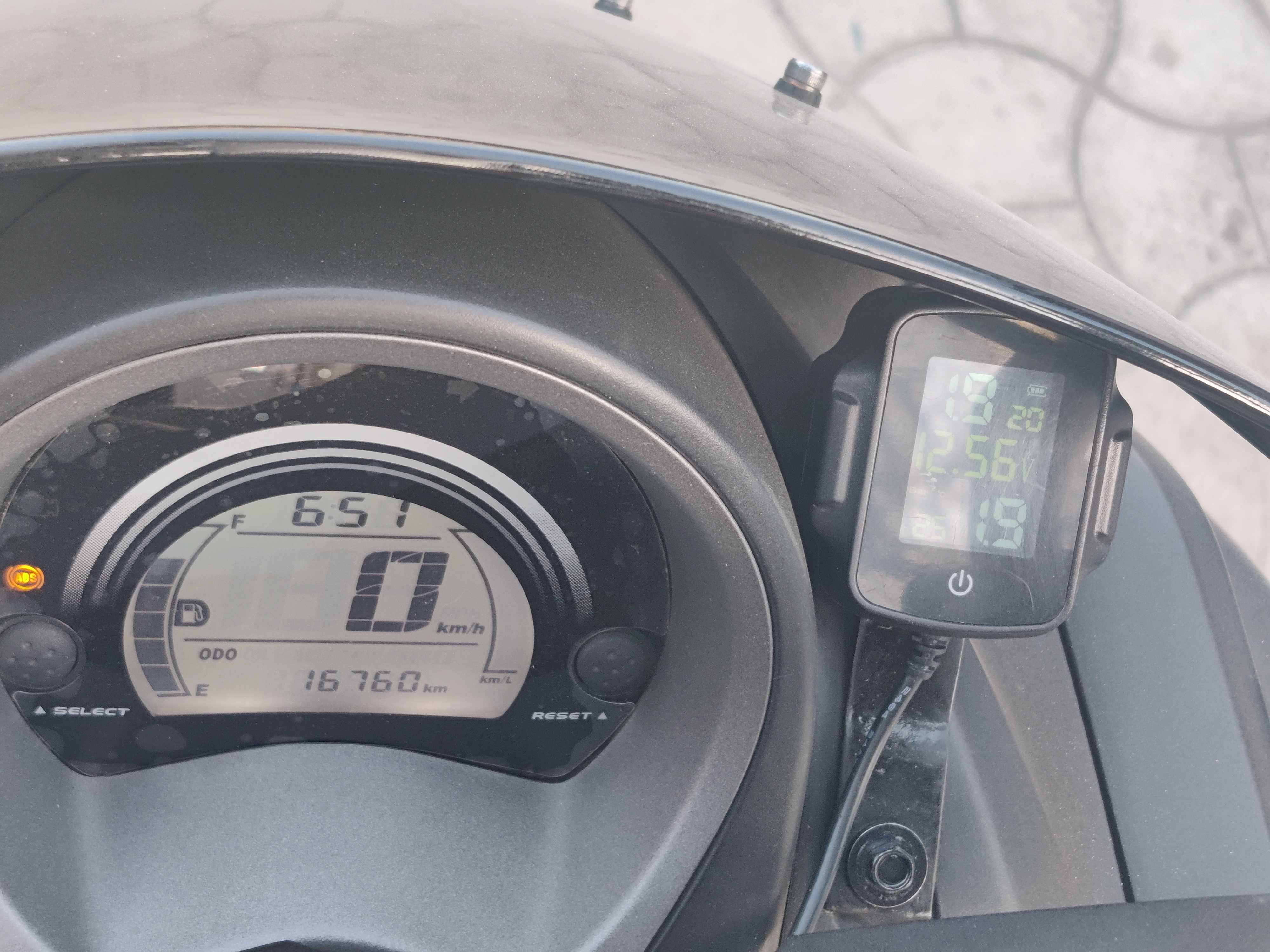 Скутер Yamaha NMAX 155, 2017 рік, два ключі.