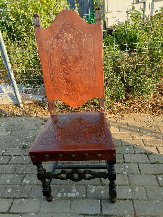 Cadeira Estofo Pele   OPORTUNIDADE