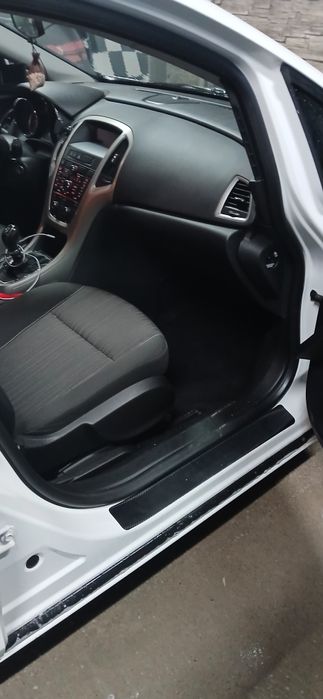 Opel Astra J Sport Ture