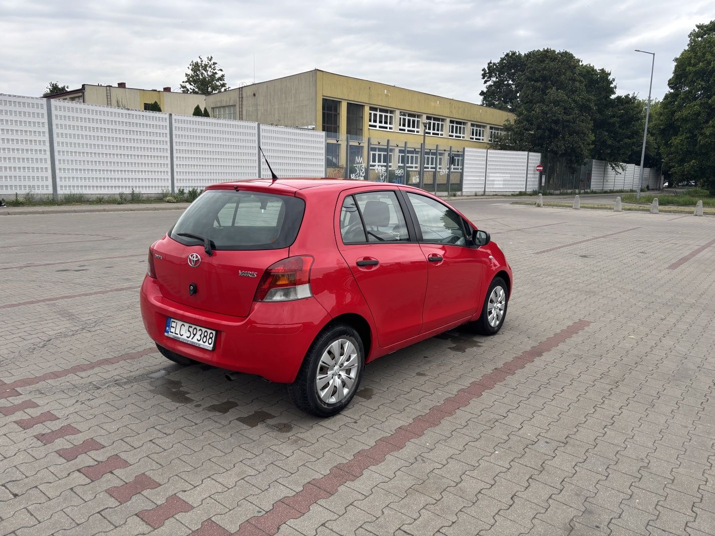 Toyota Yaris II hatchback