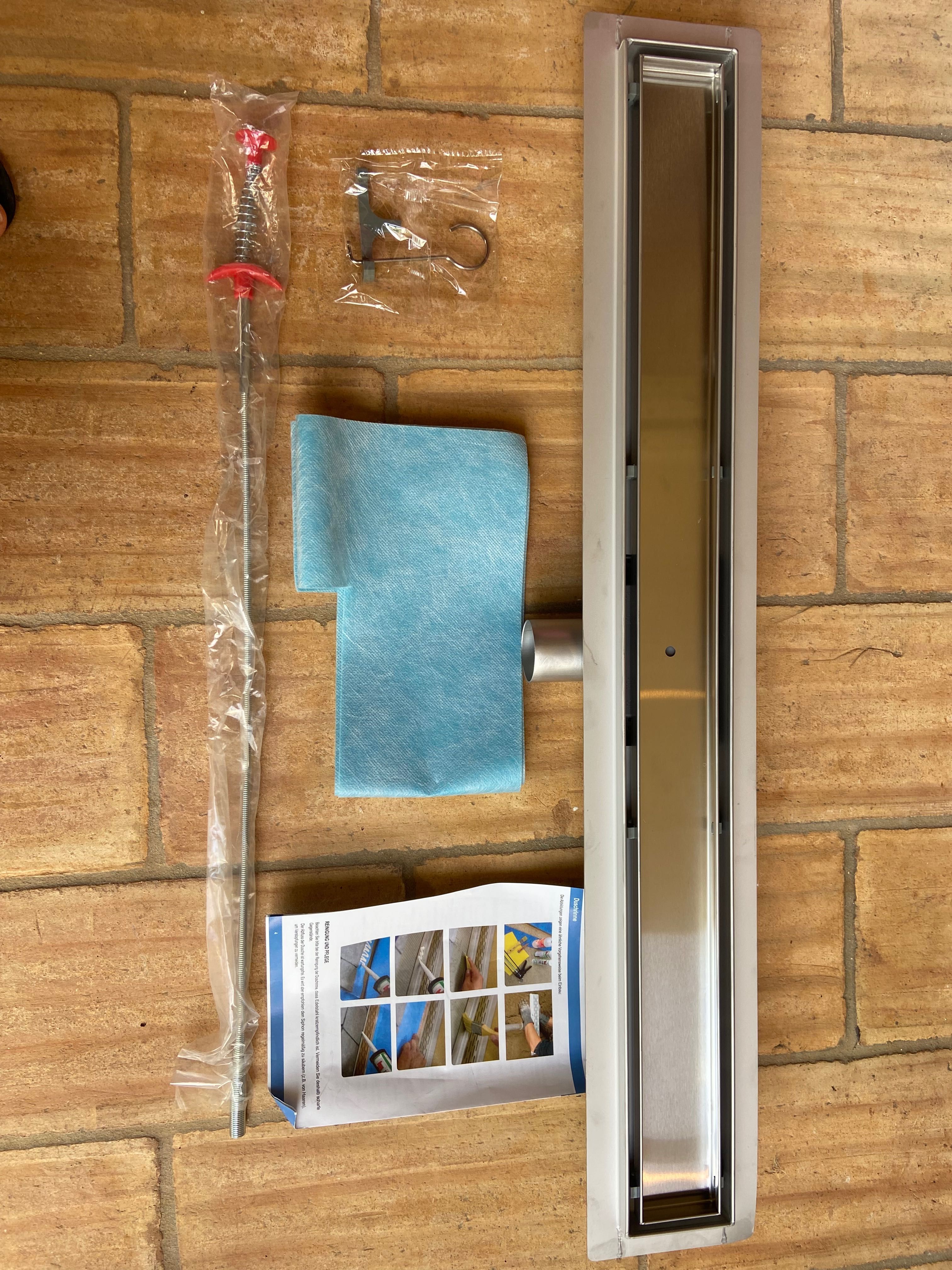 Calha de duche BERNSTEIN GT02 em aço inox para cabina de duche 80cm