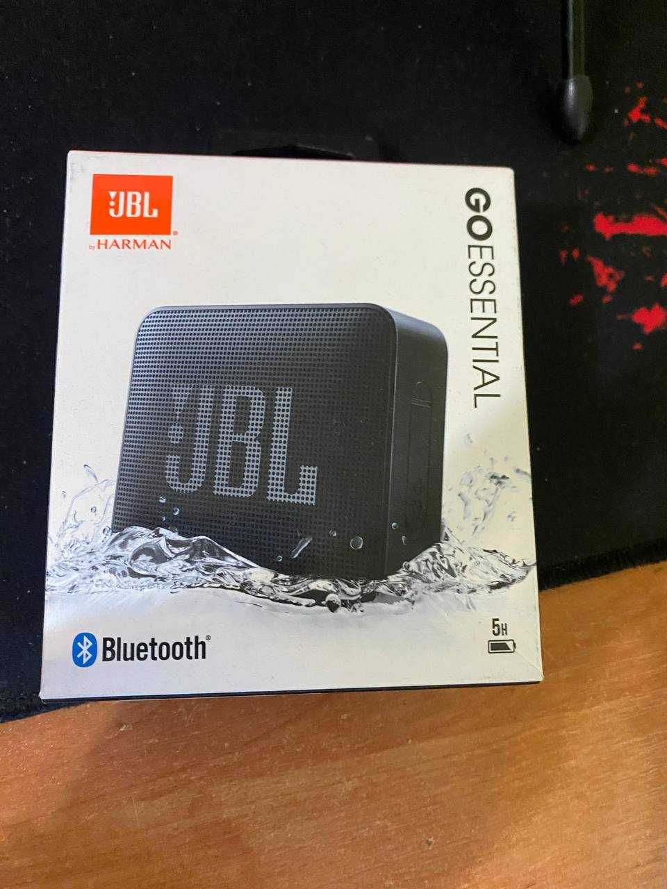 Колонка JBL GoEssential