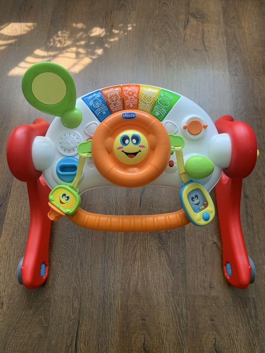 Розвиваючий ігровий центр-ходунки 4в1 Chicco