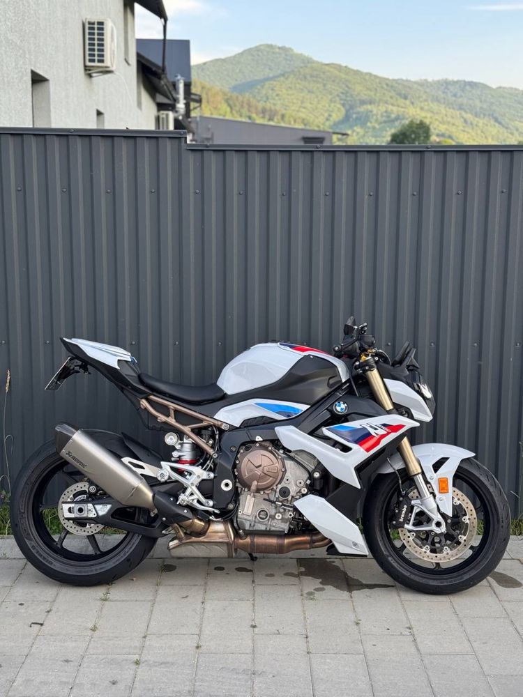 Bmw s 1000 R  2023 r