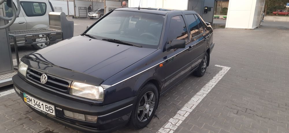 Volkswagen Venta  1.8 бензин.