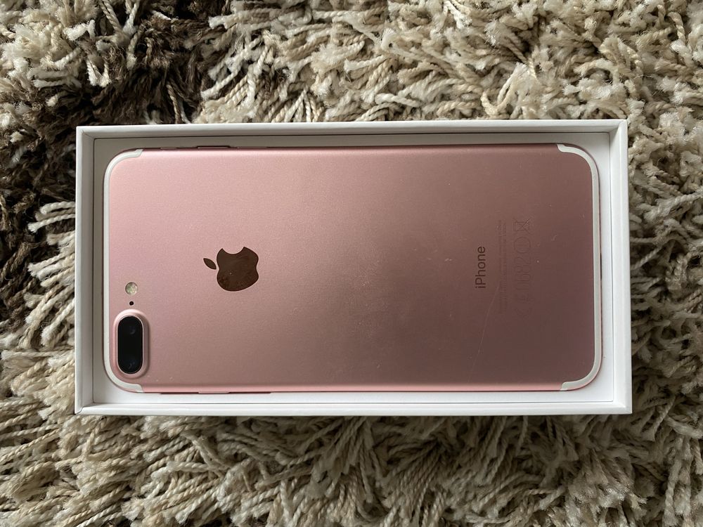 Продам iphone 7,7+,8+