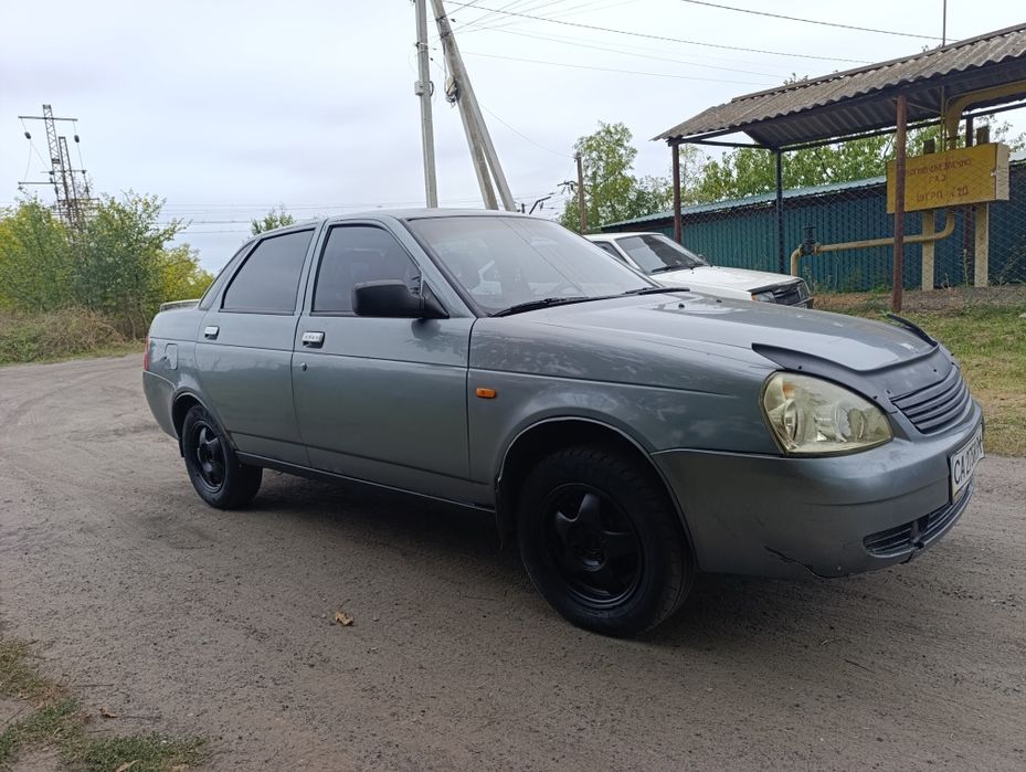 Продам Приору сел и поехал