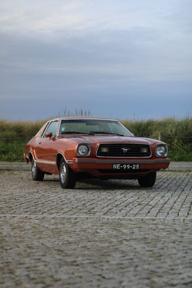 Ford Mustang 2 para casamentos com chauffer