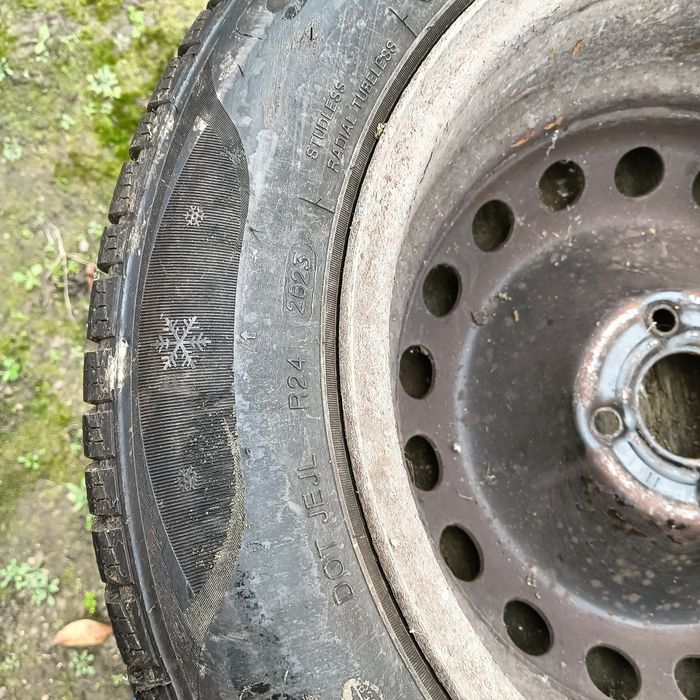 Sprzedam opony zimowe 195/60 R15