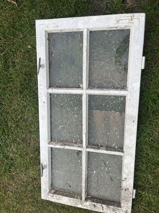 Stare okno drewniane