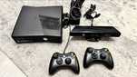 Xbox 360  250Gb  2 pady Kinect