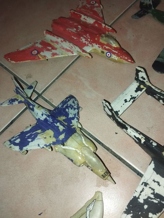 Продам модели самолётов и подводной лодки, производства СССР.