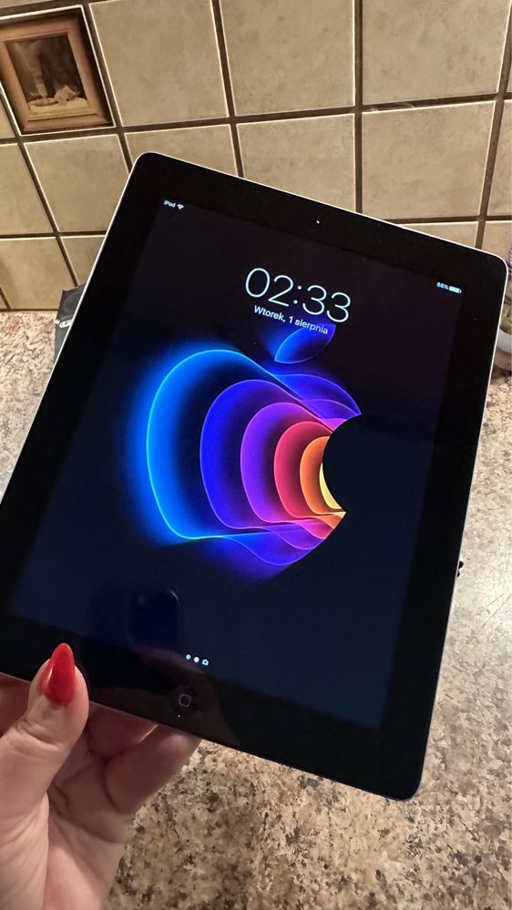 Tablet iPad Apple Retina + nowe etui