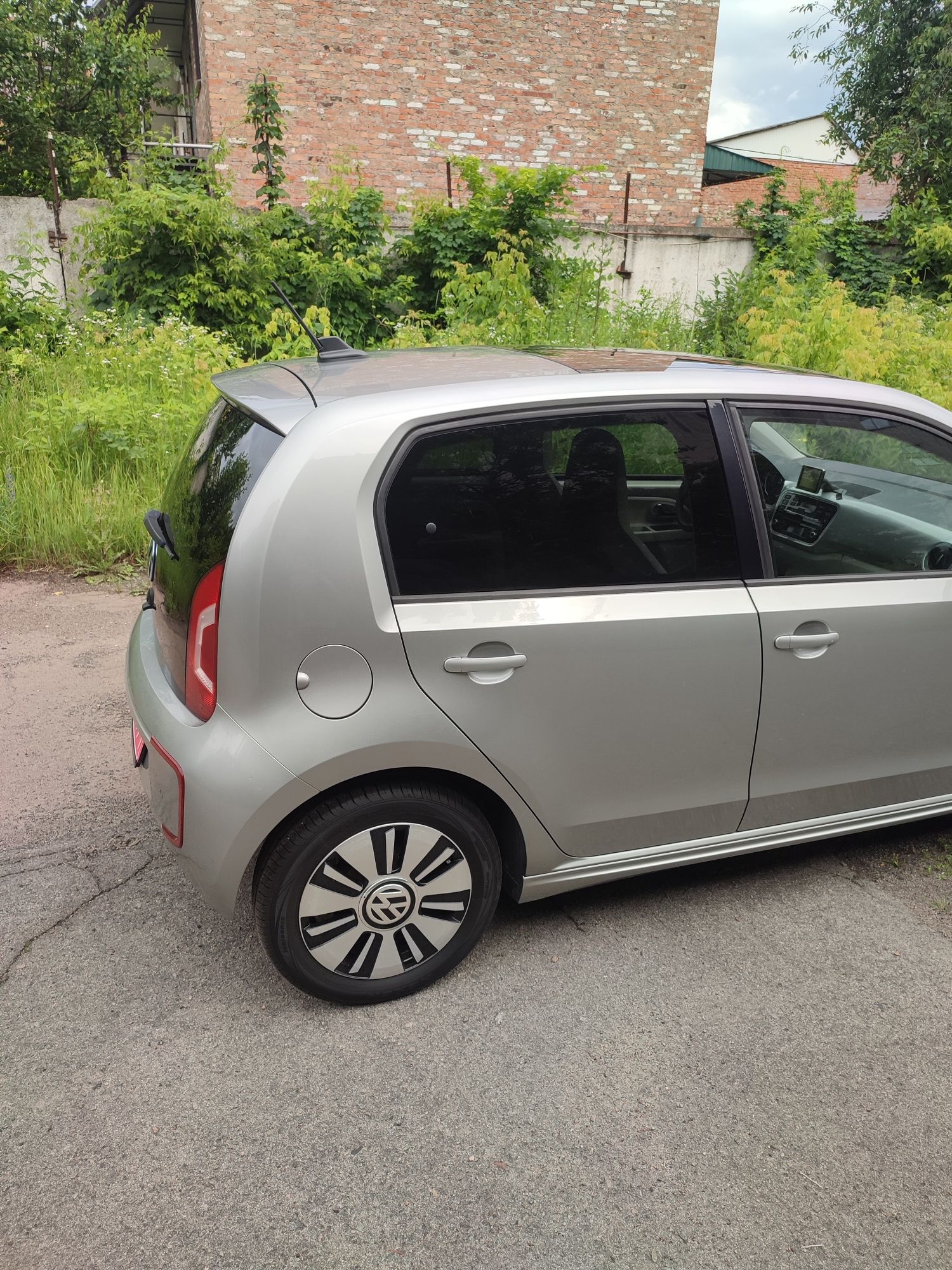 Продам Volkswagen E Up