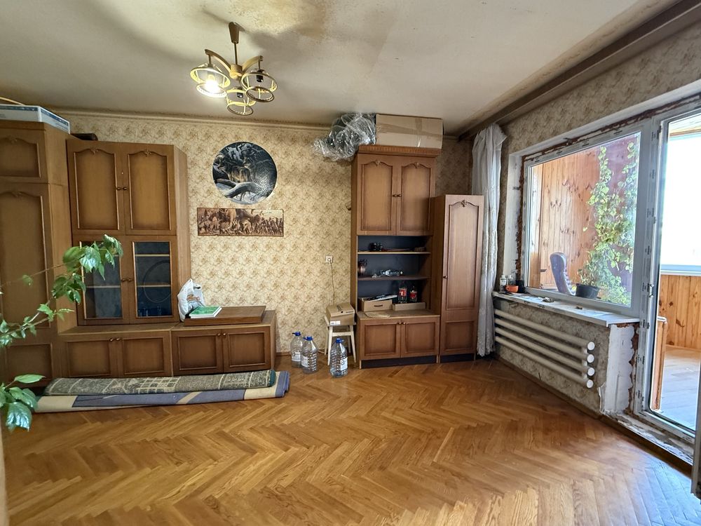 Оренда 3 кімнатної вул А.Ахматової , 4 м. Київ метро Позняки