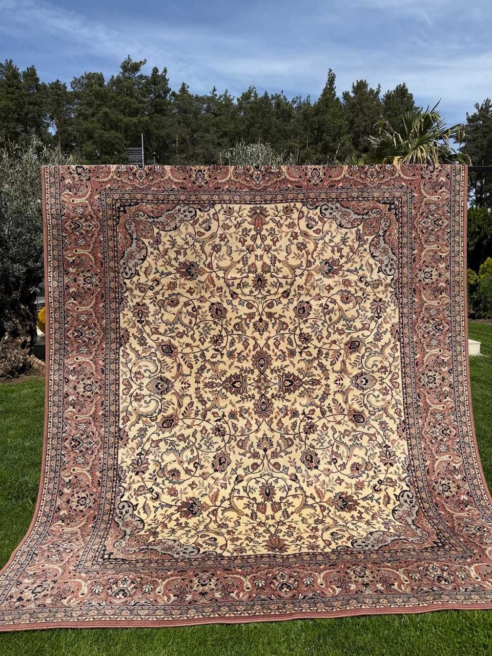 Wełniany dywan wzór perski od Louis de Poortere 280x240 galeria 8 tys