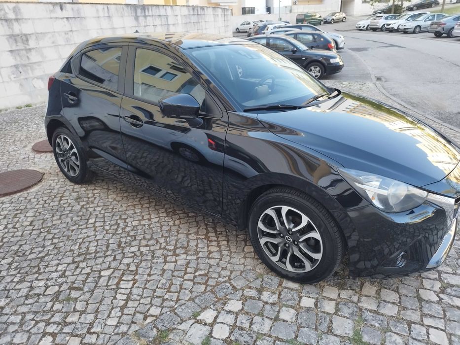 Mazda 2 1.5 diesel Execellence Navi 2015