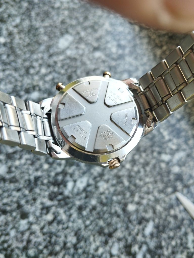 Zegarek Seiko 6M25-6000