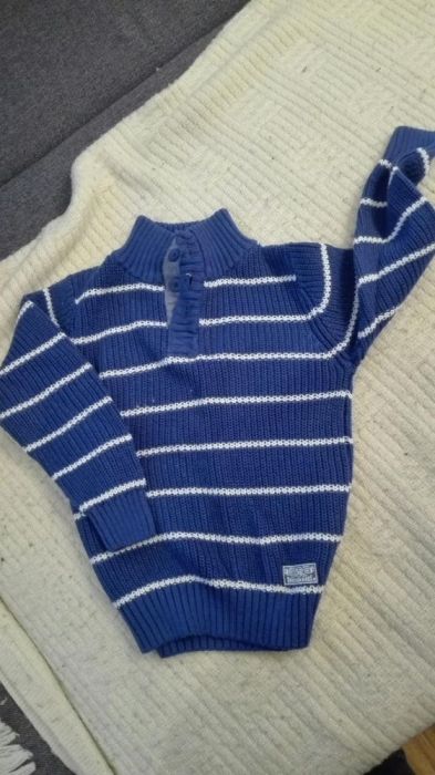 Cieply sweter dla chlopca 98/104