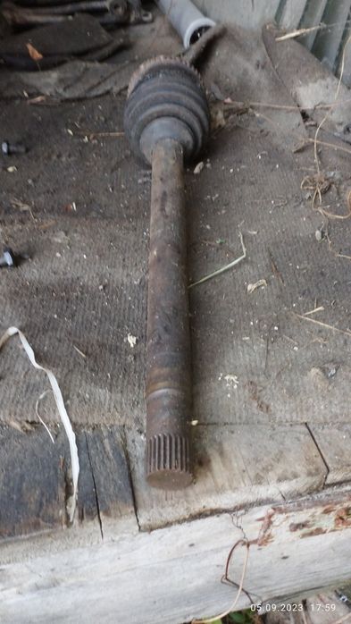 Полуось для jeep grand Cherokee 3 1