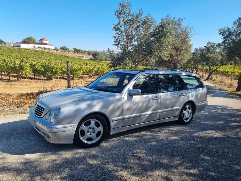 Mercedes-Benz E 200