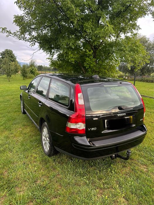 Volvo v50 2.0d kombi hak 2006r