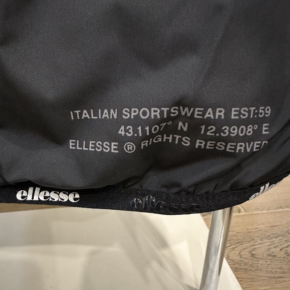 Ellesse.  Жилет чоловічий . Оригінал.  Новий. Розмір  - XS