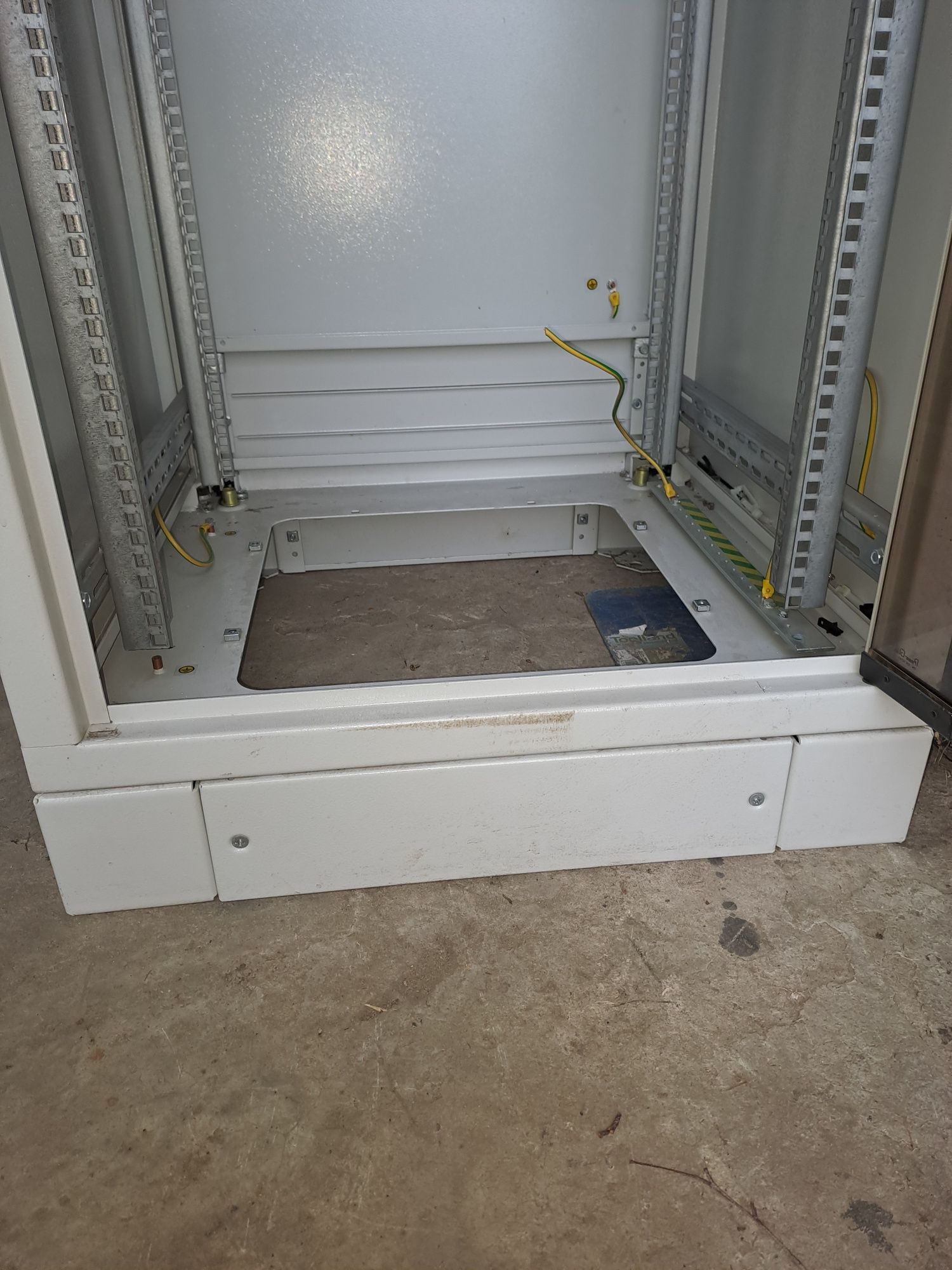 Szafa rack 210/60/60