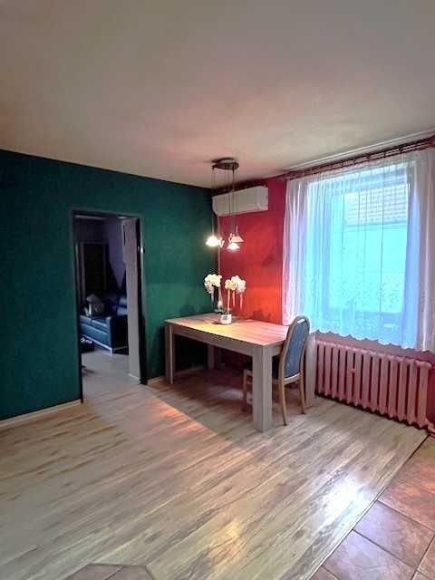 Mieszkanie z ogródkiem I piętro w Żarach. Dwa miejsca parkingowe.