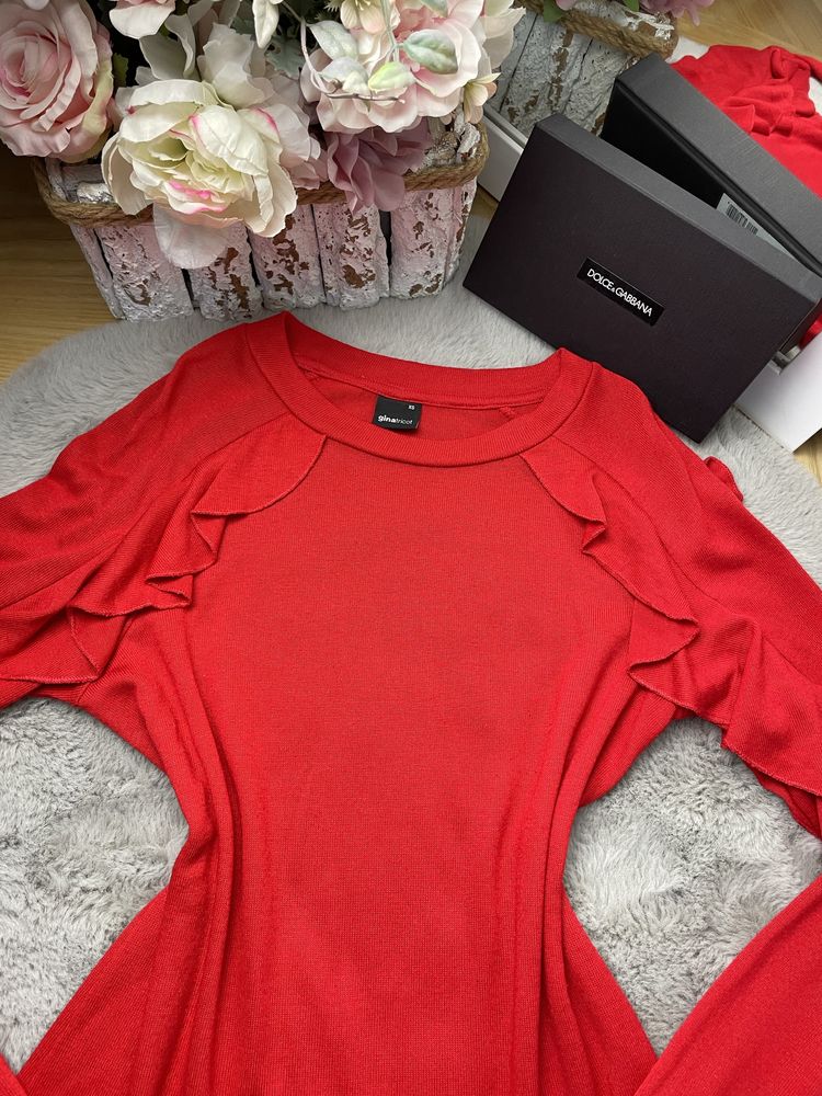 Czerwony sweterek Ginatricot/ wiskoza 80%/rozmiar XS/S/M