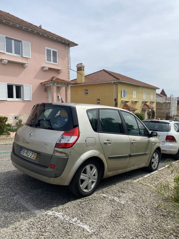 Carro usado com gasolina