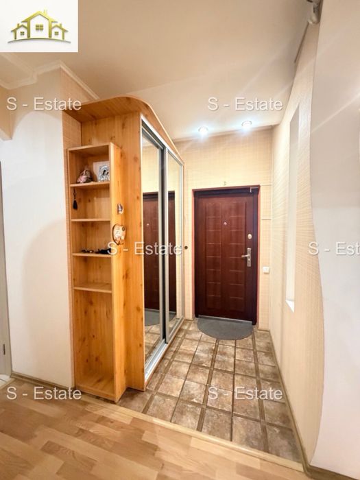 Продам квартиру в таунхаусі Французський бульвар, Захистників України