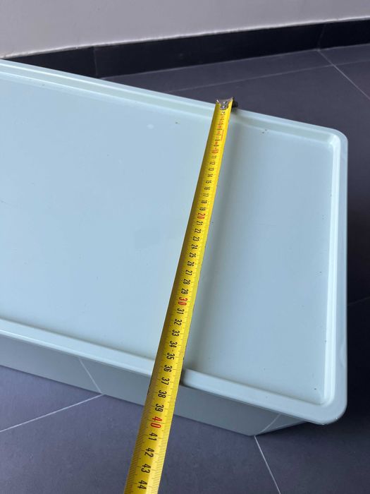Caixa grande com tampa Ikea KUGGIS verde