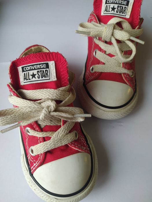 Тапочки, кросівки, красовки, конверси, converse