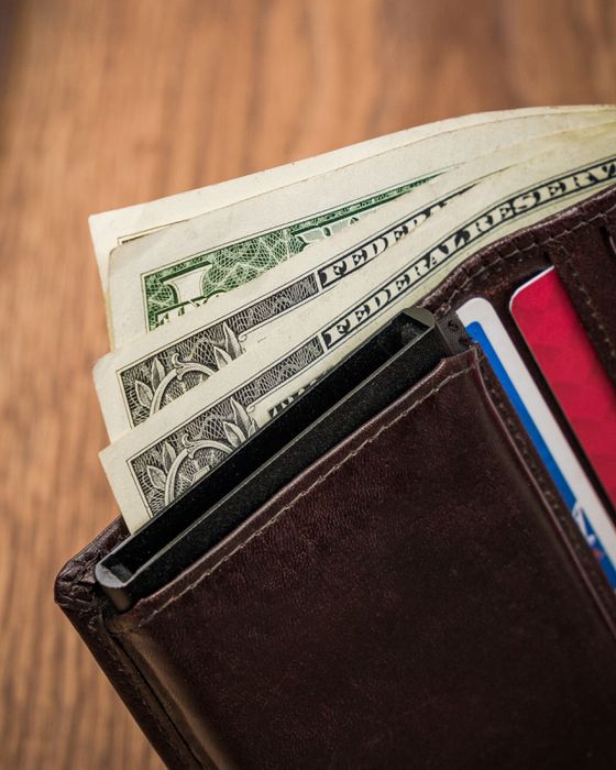 mały, skórzany portfel z ochroną rfid stop - always wild