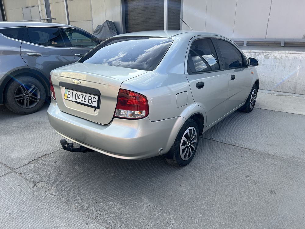 Продам Chevrolet Aveo 2005 1.5 газ/бензин