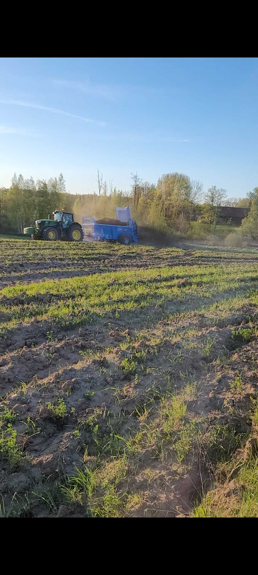 Uslugi ładowarką teleskopową , wywóz obornika , rozrzucanie obornika
